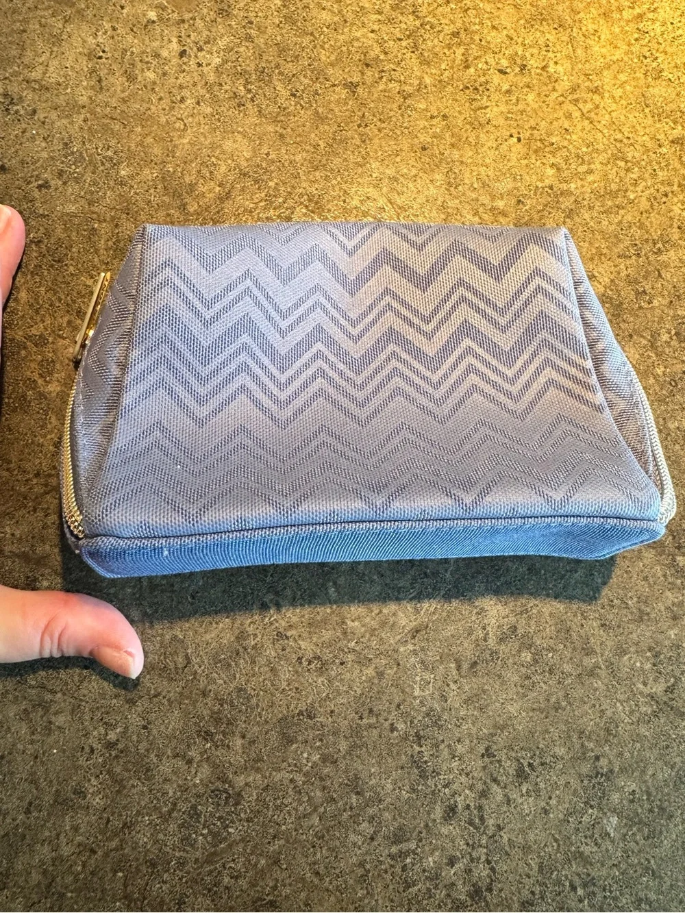 Missoni x Delta First Class/Business Blue Chevron Zip Cosmetic Pouch  Gold Logo